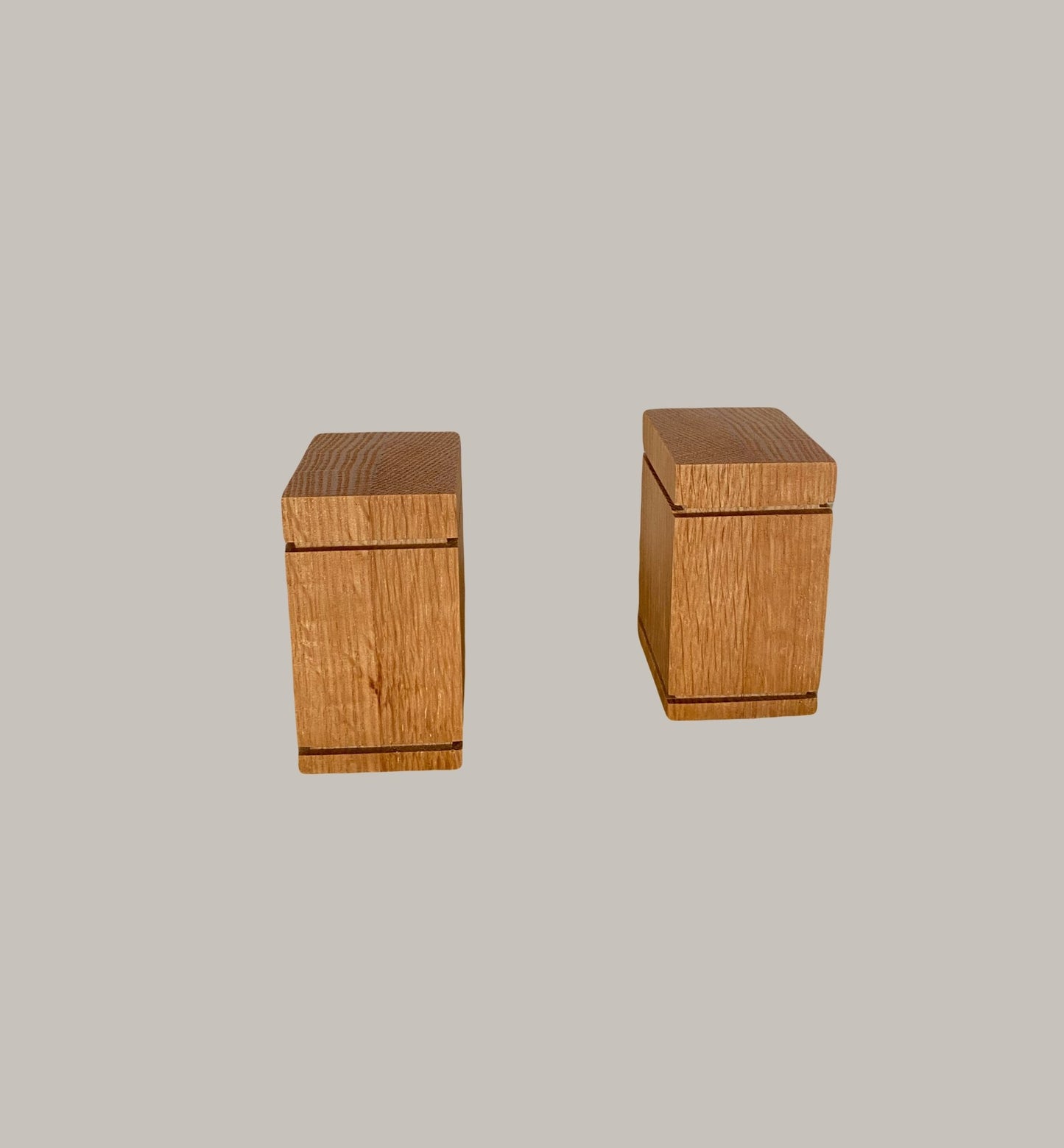Oak Keepsake Wood Urn