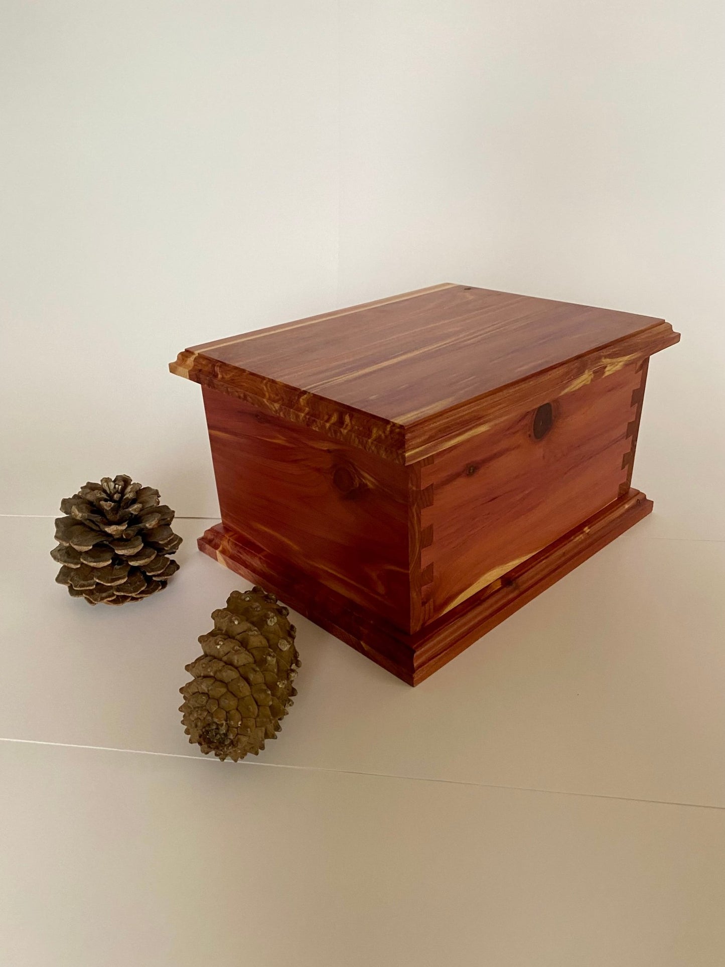 Aromatic Cedar Dovetail Urn for Human Ashes, up to 230 pounds