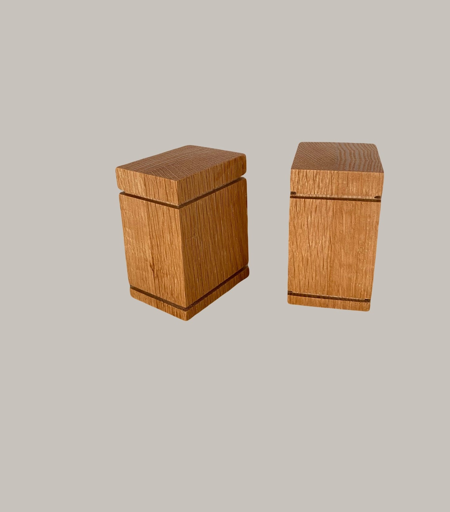 Oak Keepsake Wood Urn