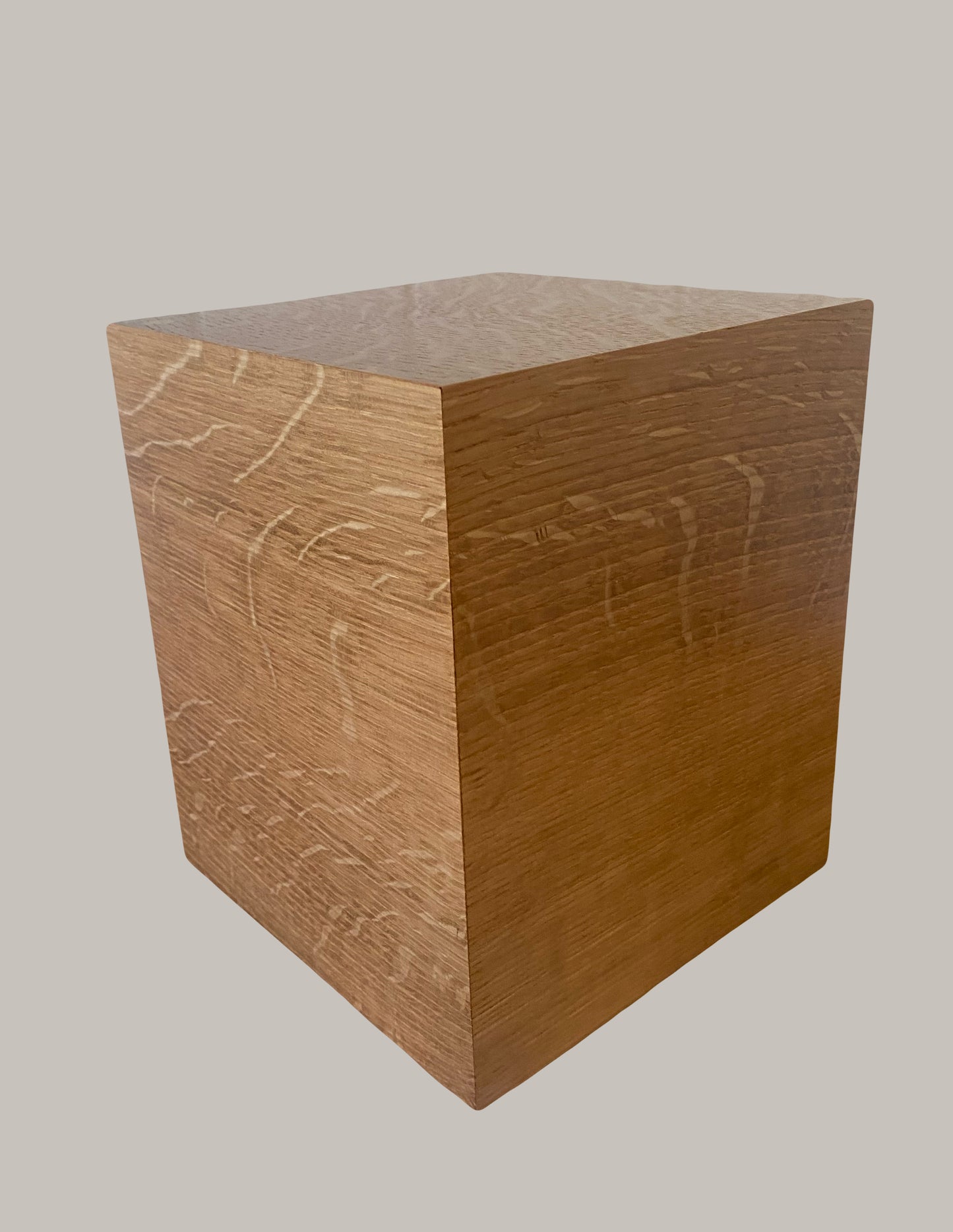 Quartersawn Oak cube Cremation Urn for Small Human ashes, up to 115 pounds
